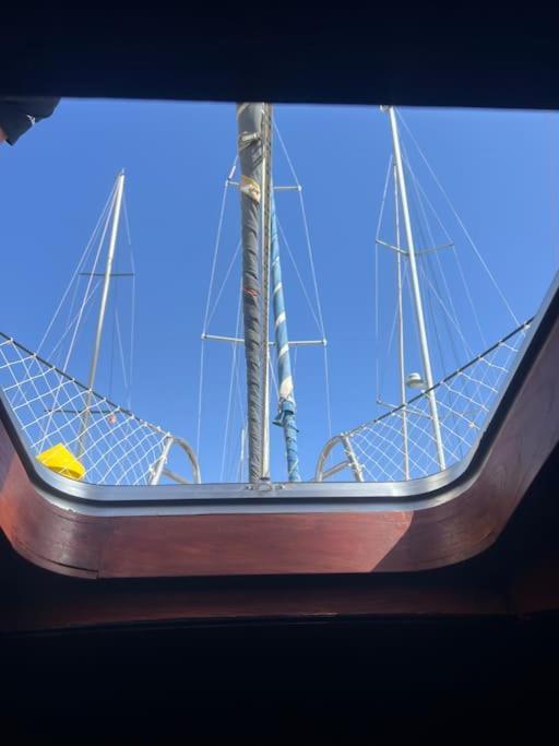 The Captains Locker - 30Ft Yacht San Miguel de Abona Exterior photo